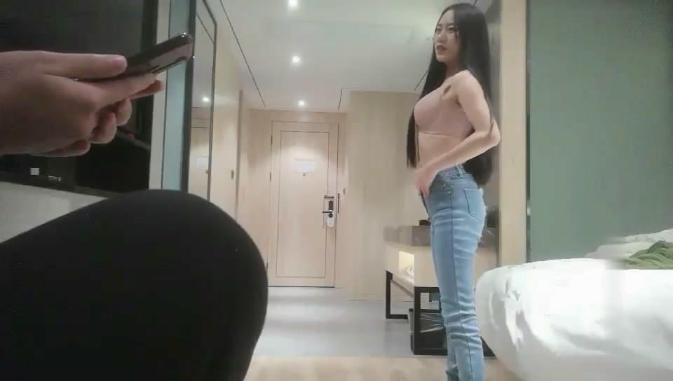 图片[2]-喜欢跳艳舞的魔鬼身材性感大奶美女酒店援交胖哥时换了2套性感情趣装干-老宋小屋