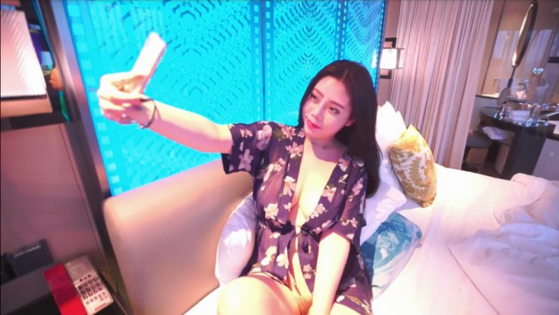 [MP4/1.18GB]最新众筹G哥大尺度白金版视频大奶模特鹿儿酒店私拍被摄影师咸猪手淫猥1080P高清原版-老宋小屋