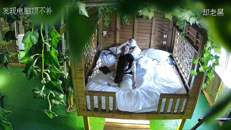 酒店偷拍❤️新片速递新台绿叶房高清偷拍 黄毛可能兜里200块钱都没有你知道黄毛为什么被女生喜欢吗-老宋小屋