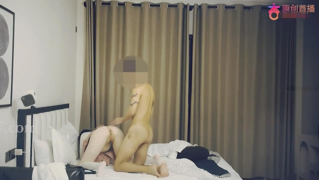 图片[5]-1-23探花余志昏酒店约炮06年luo莉纹身妹皮肤雪白三点粉嫩多汁穿上JK制服床上娇喘不断-老宋小屋