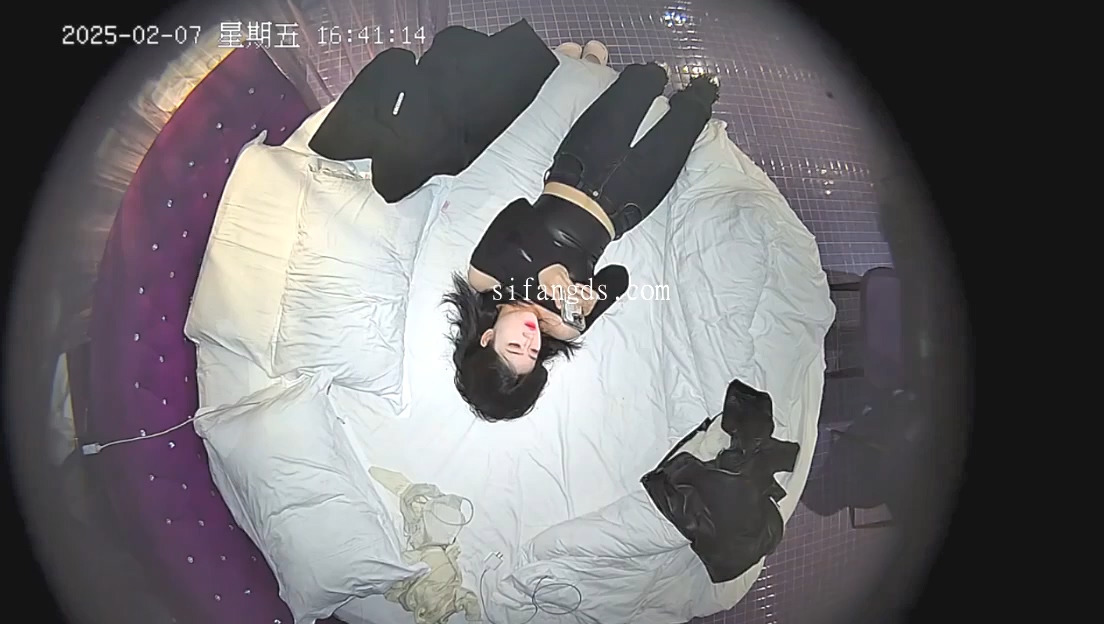 图片[7]-2025-2-7酒店新台 氢弹来袭真实音乐系女友被体育生破处，床单都是血-老宋小屋