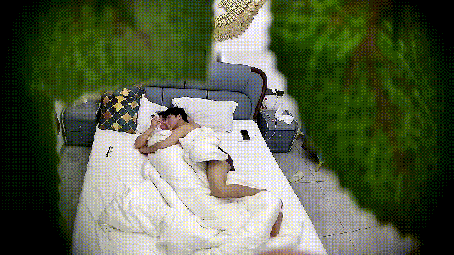 高清精品-新流出酒店偷拍年轻情侣周日约炮动作快姿势帅，女人也欢快-老宋小屋