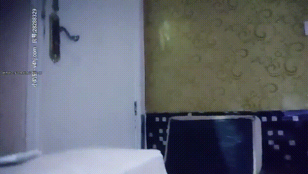 《骚飘飘专业搞鸡》1800元浴足按摩店撩了个骚妹子到酒店开房干了一半28万人气把房间挤掉线翻车了-老宋小屋