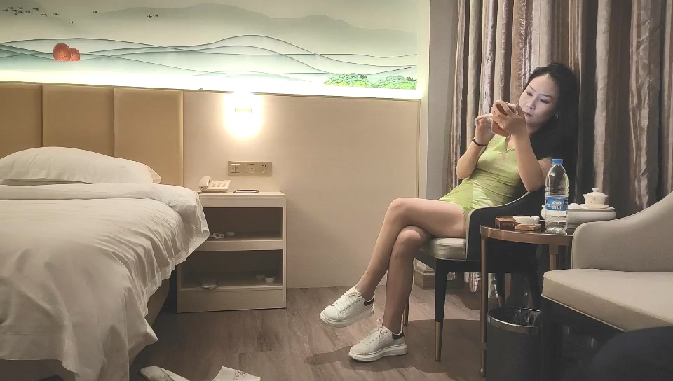 图片[2]-7-12小马寻花 足浴按完摩，回酒店调教少妇，把骚货当狗骑-老宋小屋