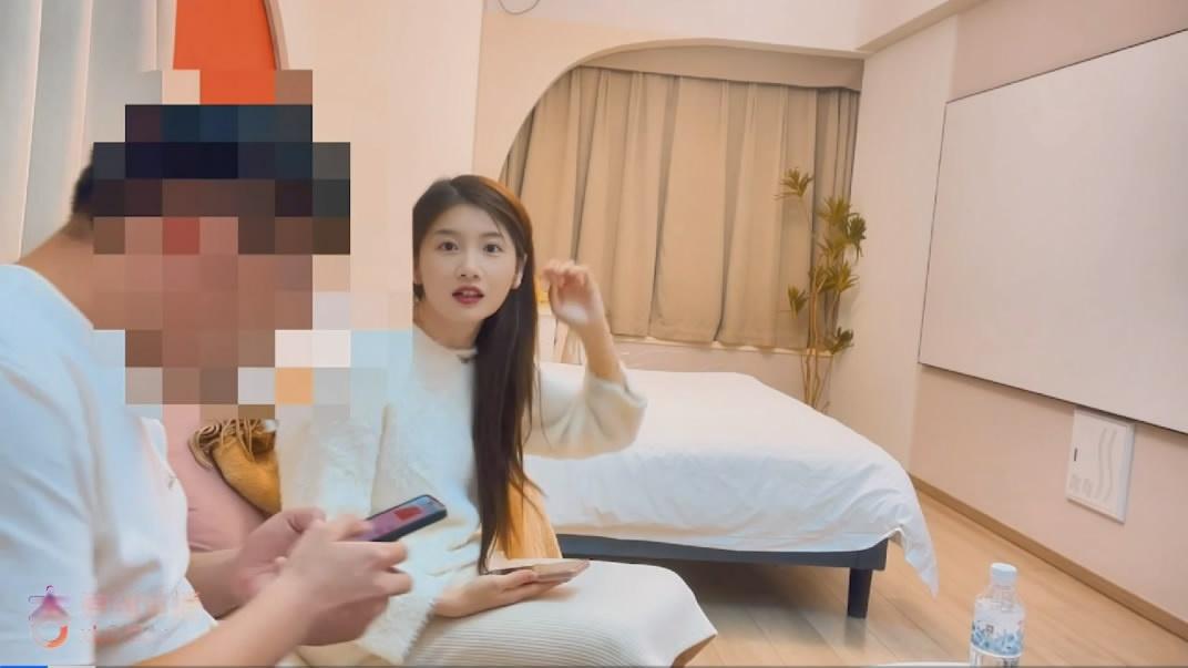 图片[2]-新片速递❤️探花浪哥酒店约炮个外表清纯可爱小妹据说刚做不久下面又紧又嫩一顿猛操白带都干出了很多-老宋小屋