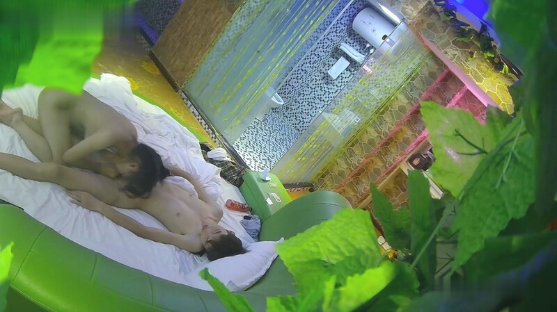 图片[7]-全程很真实主题酒店偸拍一对大学生情侣开房激情造爱妹子身材极品奶子大呻吟声刺激从头干到尾无尿点-老宋小屋