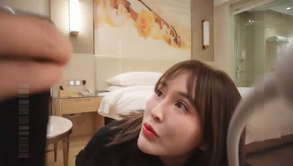 图片[3]-【横扫全国外围女】酒店嫖妓偷拍高颜值网红脸兼职妹露脸口交各种体位啪啪按摩-老宋小屋