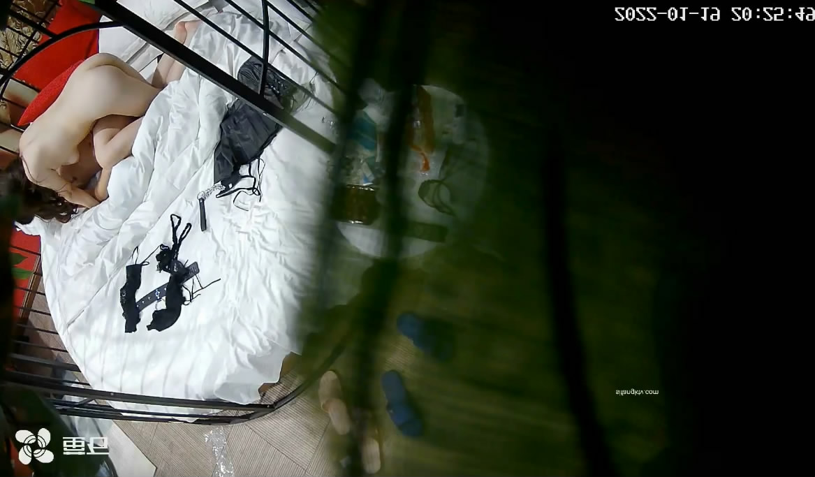 图片[2]-情趣酒店鸟笼房偷拍SM嗜好情侣带了不少装备开房妹子被干到鬼哭狼嚎-老宋小屋