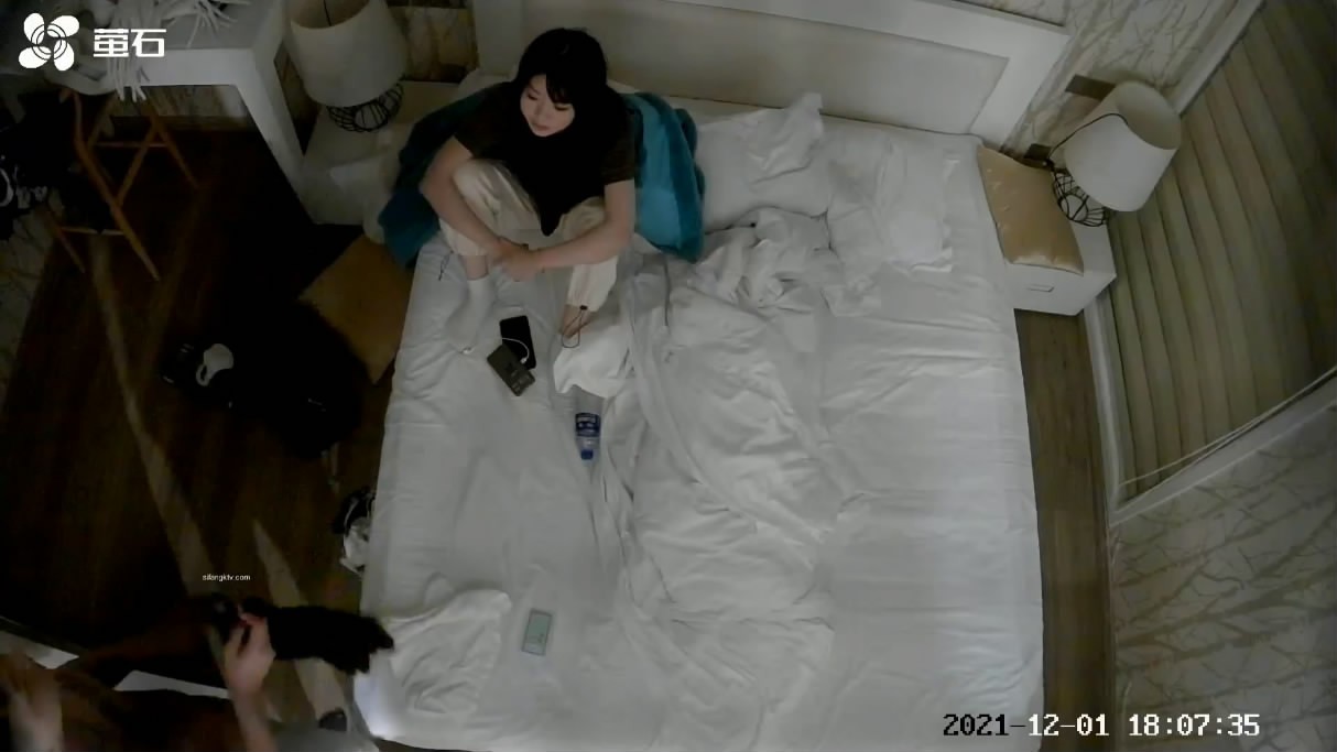 图片[2]-最新流出萤石云酒店摄像头偷拍纯欲系社会青年男女各种姿势猛操-老宋小屋