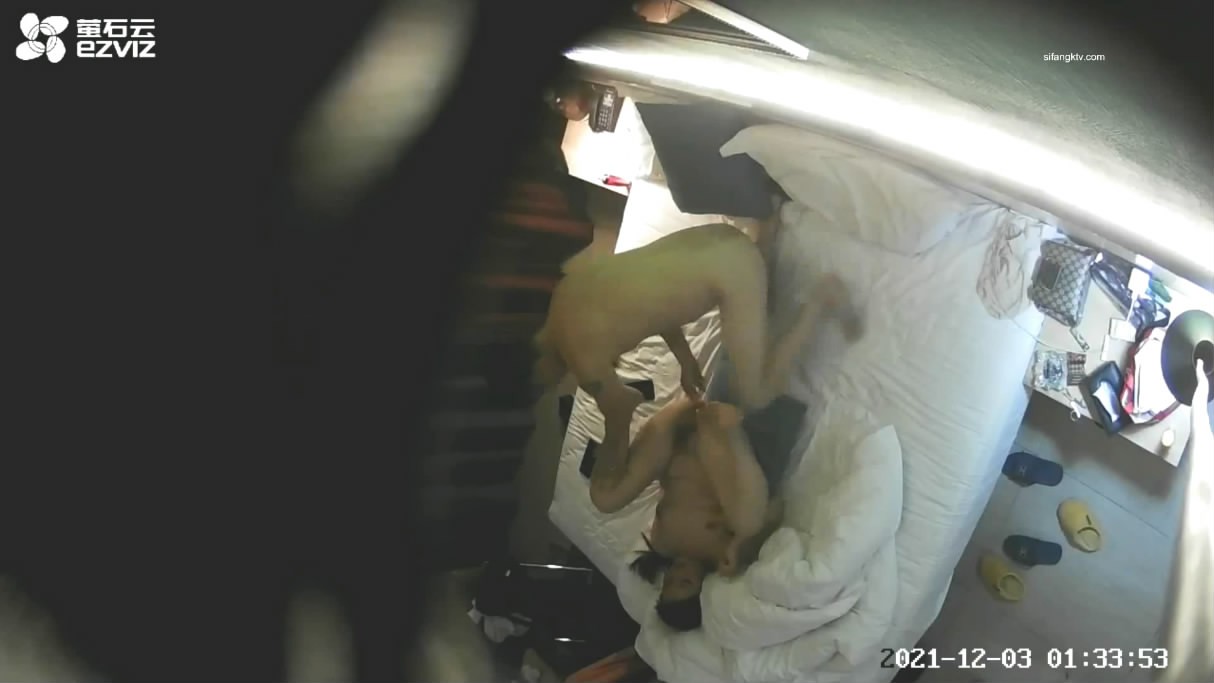 图片[2]-最新流出萤石云酒店摄像头偷拍气质少妇和相好幽会男的貌似不在状态-老宋小屋