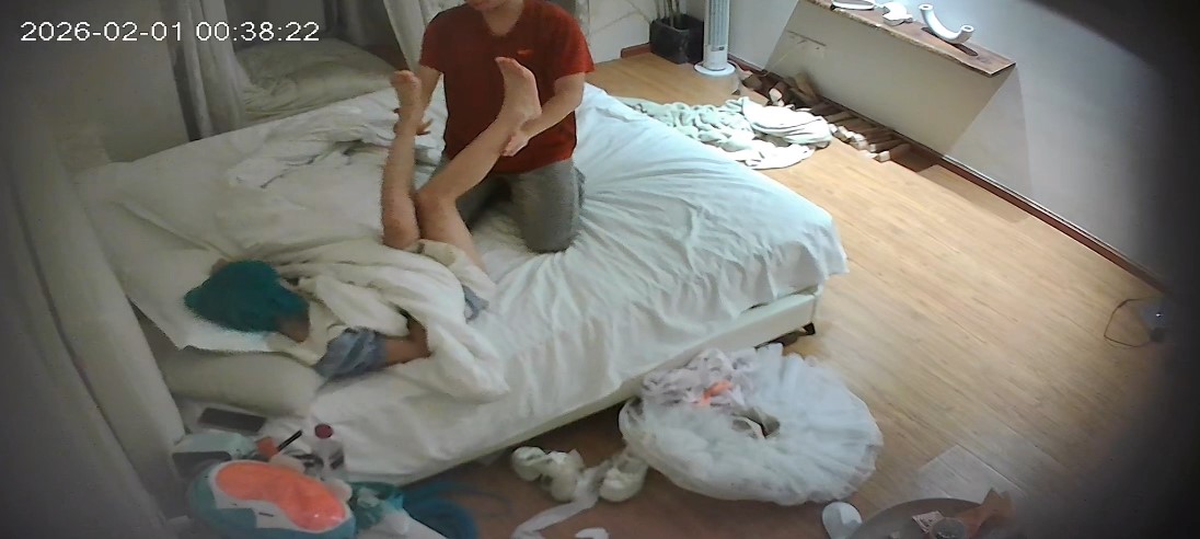 图片[2]-2-1流出酒店偷拍cos圈真乱两个角色扮演的小年轻在酒店乱搞-老宋论坛