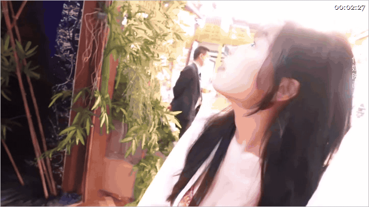 ✨【AI明星换脸】「李沁」明星一日游 人群背后的玩火露出 酒店浴室玻璃门激情 无码流出[中配剧情][502MB/MP4/22:03/WF]愃-老宋小屋