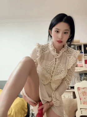 【AI明星换脸】AI-刘亦菲 刘亦菲表妹的嫩白粉乳、抠逼，淫乱，完美换脸，实在是太美了！[95.81M/MP4/00:05:31/XN]-老宋小屋