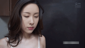 图片[5]-【AI明星换脸】✨陈都灵✨欲求不满的巨乳人妻，和邻居从晚运动到天亮，丈夫还浑然不知！[123.39M/MP4/00:06:42/116]-老宋小屋