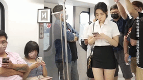 【AI明星换脸】✨李亦菲✨痴汉电车公然抽插，极品换脸，值得收藏！[552.85M/MP4/00:24:04/116]-老宋小屋