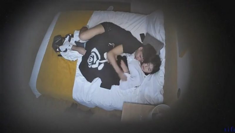 3-1流出 酒店连续两天入住的情侣婴儿肥大胸美女让黑皮男人揉大奶操穴-老宋小屋