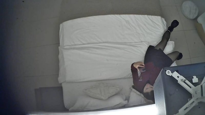 2-7流出酒店偷拍高贵气质白嫩黑丝少妇下午幽会舔逼狂魔情人被各种舔逼菊花后啪啪-老宋论坛