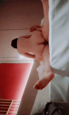 图片[4]-泡良达人，大叔真是人妻收割机，良家骚逼想出轨，酒店扒光连干两炮爽了!-老宋论坛