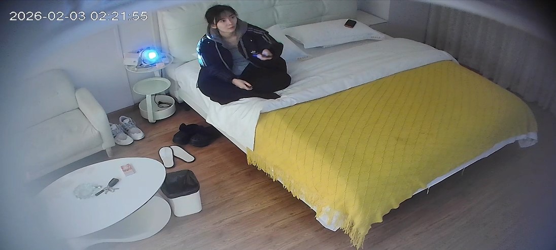 图片[1]-2-3流出酒店偷拍刚放假的学生情侣小白袜学妹被饥渴男友扑到快速操穴-老宋论坛