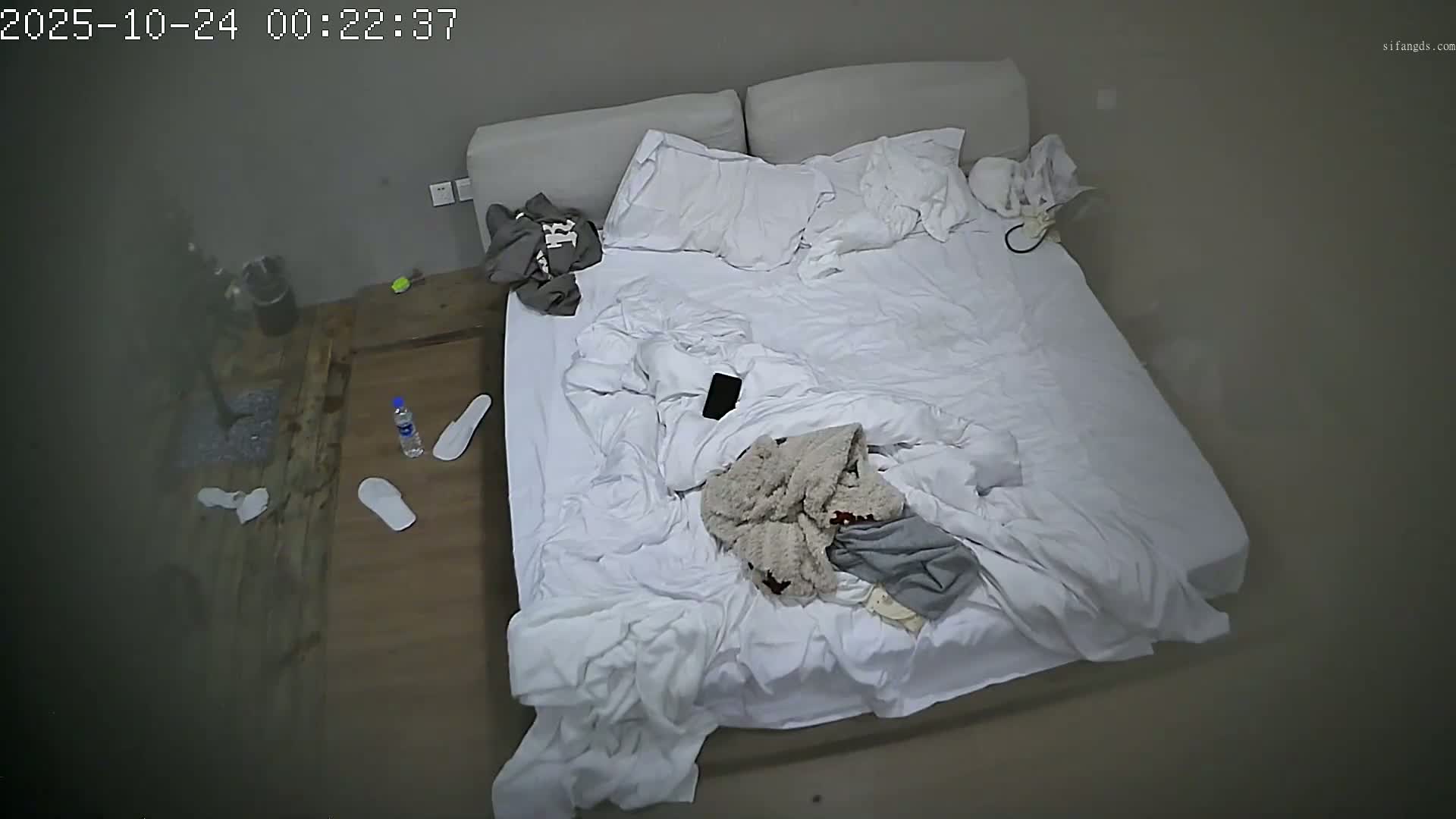 图片[7]-新流出大学城附近酒店偷拍白衬衫的清纯学妹套上毛衣赴约被胖哥无套外射-老宋小屋