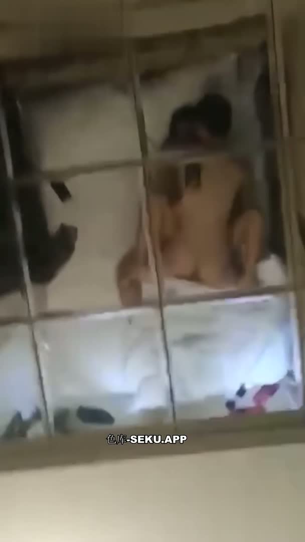 图片[3]-青岛00后老师 温玲 性爱视频流出 巨乳反差婊酒店被男友狂插 多种姿势轮番上阵-老宋论坛