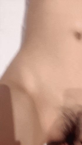 图片[4]-小情侣酒店开房【贫二代呆贼】学生妹露脸，对男友百依百顺，无套啪啪干了好几次内射！[MP4/1040MB]-老宋论坛