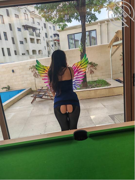 作者：善良的小嫂子 《（调教嫂子111）性感厚黑美嫂裸体台球厅，让球友听自己是怎么被操的》-老宋小屋