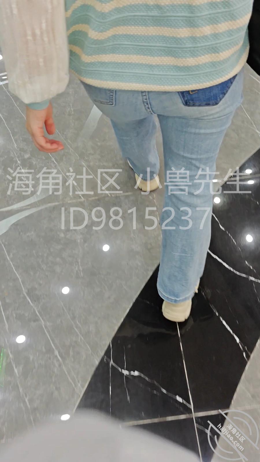 图片[1]-作者：小兽先生 《【小兽原创65】人事部介绍的同事，看完电影暴露本性，小骚货一枚》-老宋小屋