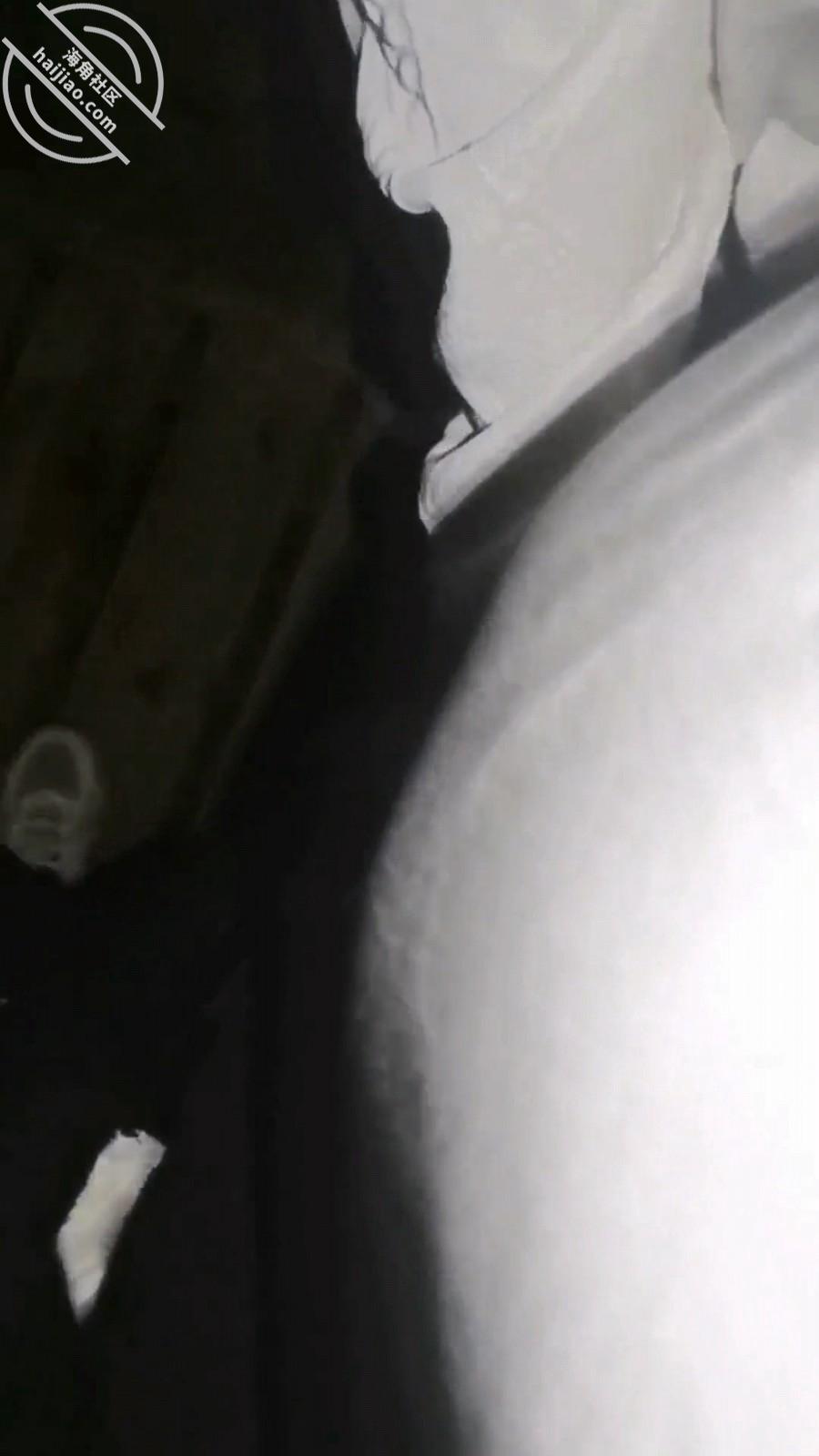 图片[1]-作者：梦想是母姨双飞 《【熟女之恋】38、在公厕操了小姨和她闺蜜》-老宋小屋