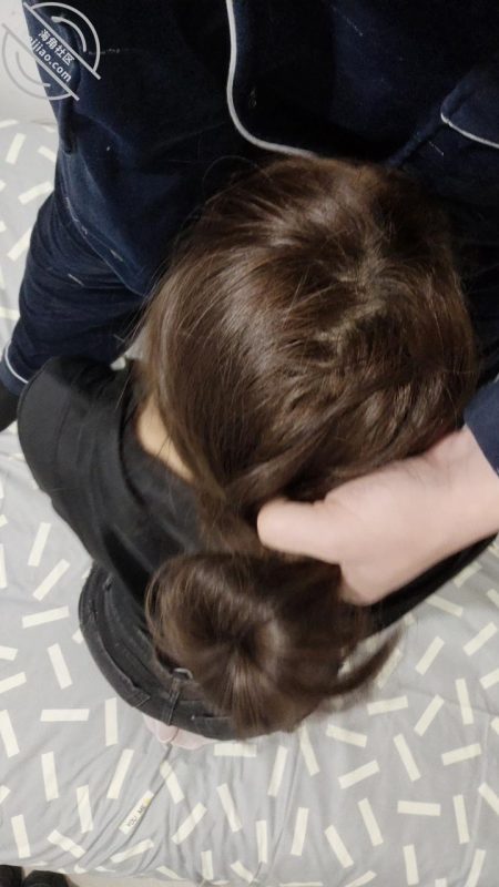 作者：我的离婚姐姐 《原创视频 老姐交男友后不让我碰，半强迫的上了她》-老宋小屋