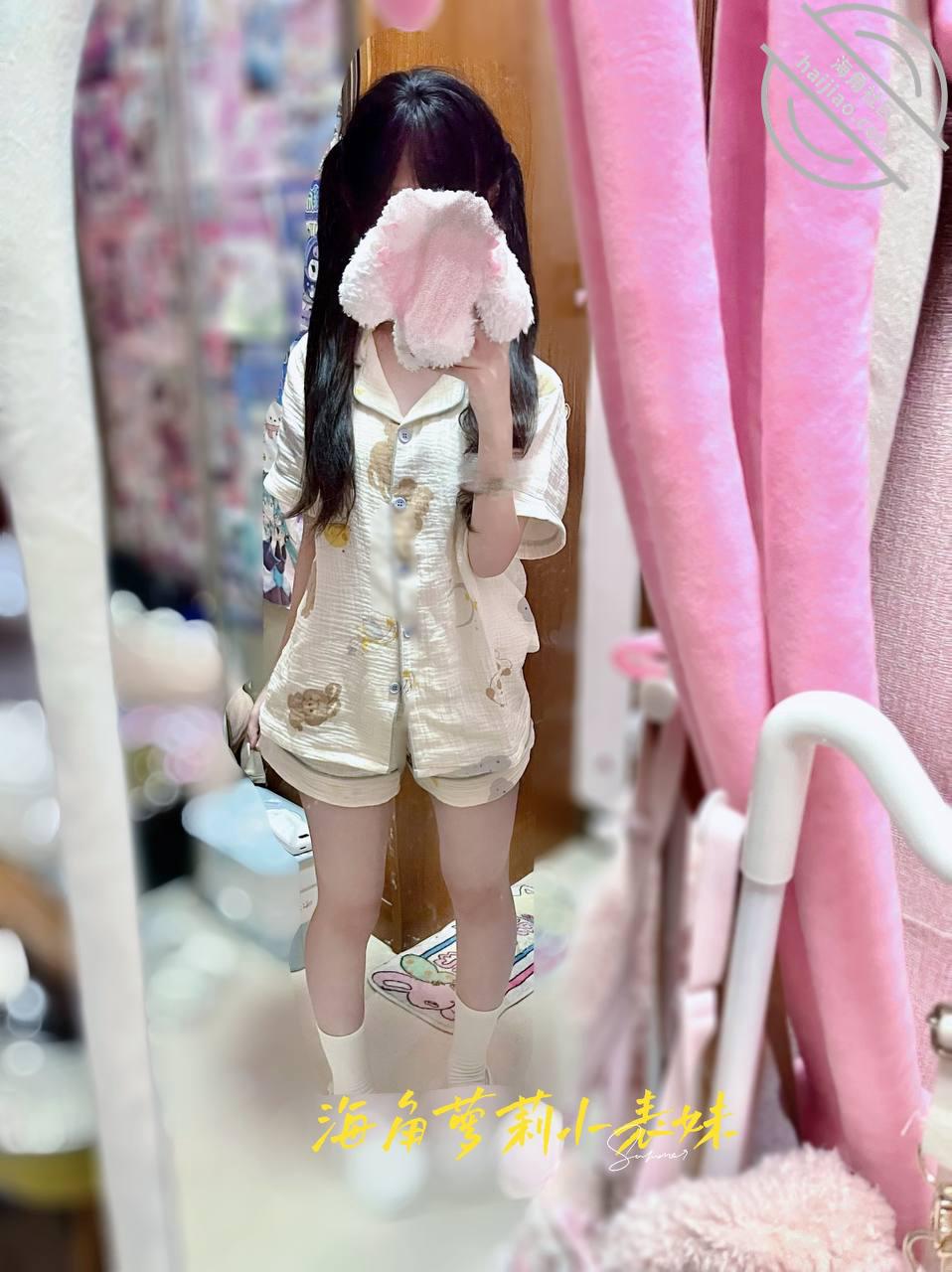 图片[1]-作者：萝莉小表妹 《【原创视频31】在弟弟房间，书桌上，高低床上，使劲摩擦表妹，口爆真叫爽》-老宋小屋