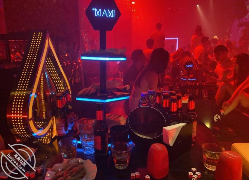 作者：精虫上脑小男孩 《（原创）酷爱瑜伽的武汉女大学生，大长腿巨乳诱惑，令人难忘的周末。》-老宋小屋