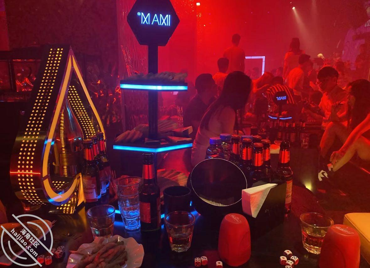 图片[1]-作者：精虫上脑小男孩 《（原创）酷爱瑜伽的武汉女大学生，大长腿巨乳诱惑，令人难忘的周末。》-老宋小屋