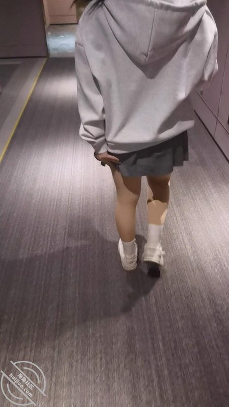 作者：海角_168845489301 《【真是原创】破处18岁小可爱视频终于做好了（送金币噢），特意加了些字幕》-老宋小屋