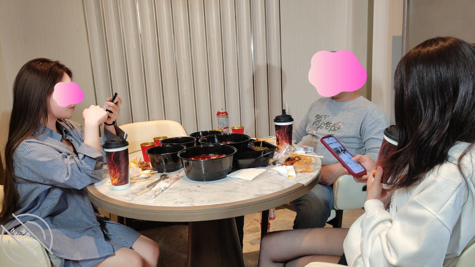 图片[1]-作者：我和娇妻的日常 《（68）原创视频 和大哥的换妻之旅，2男2女的假日狂欢（上）》-老宋小屋