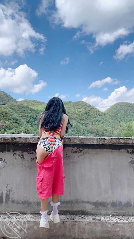 作者:长腿女儿丽丽 《(原创73)多巴胺女儿在废旧建筑里,来着月经操逼》-老宋小屋