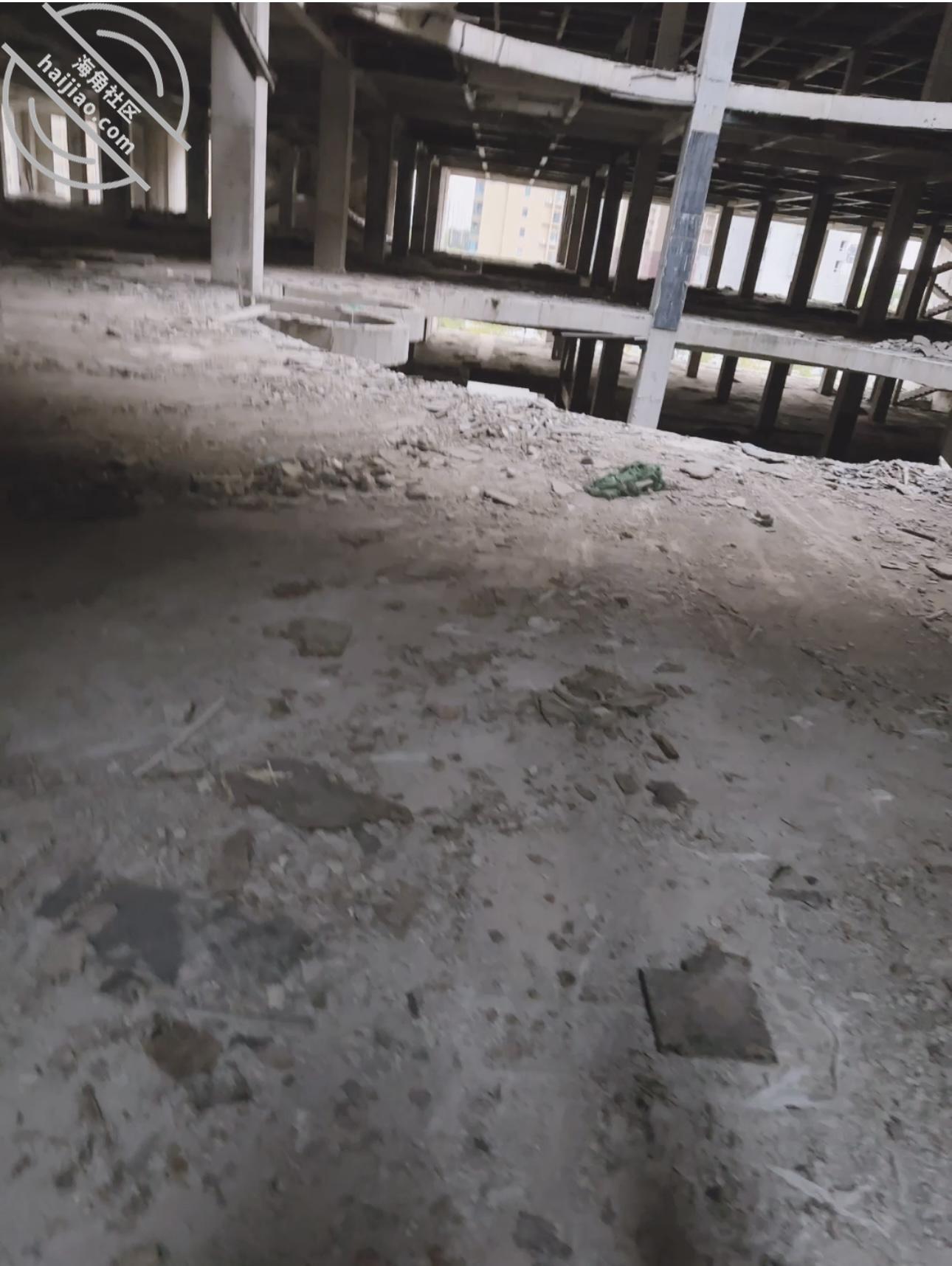 图片[1]-作者：拿走妹妹的处女 《98（原创视频贴）废楼里跟妹妹做爱惊险刺激！》-老宋小屋