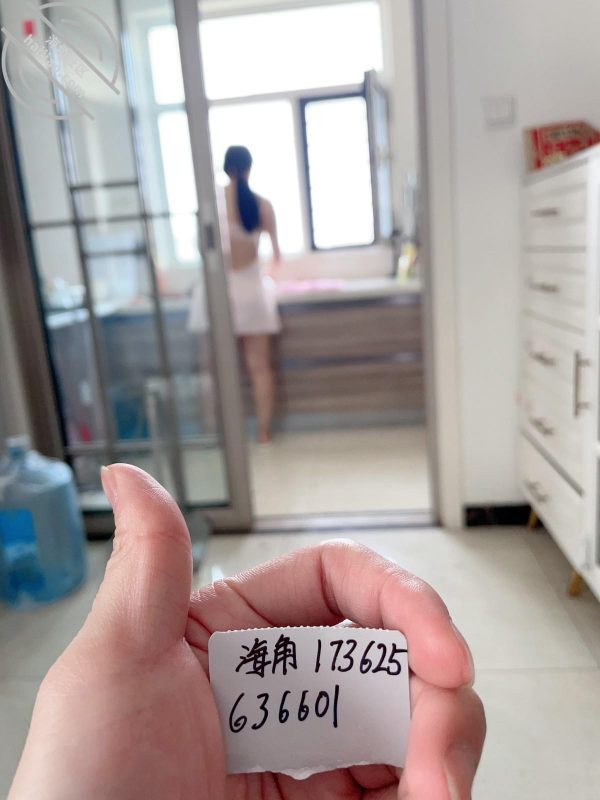 作者：和亲姐同居的日子 《（原创）姐，我是姐夫。醉态中终于把鸡巴在KTV里面放入亲姐嘴里，无套亲姐》-老宋小屋