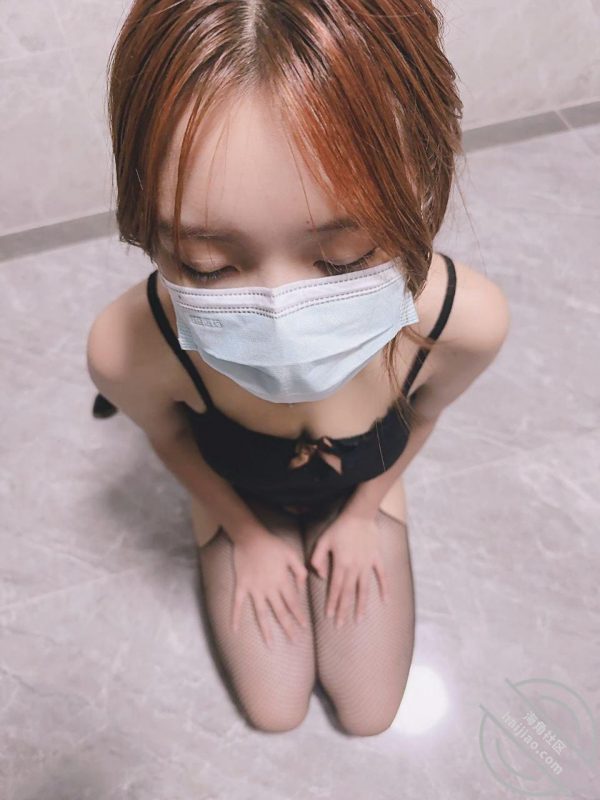 作者：尤物负债小嫂子 《原创）嫂子电梯间楼道露出，地库储藏室做爱，生怕被人看到！嫂子直呼太刺激！》-老宋小屋