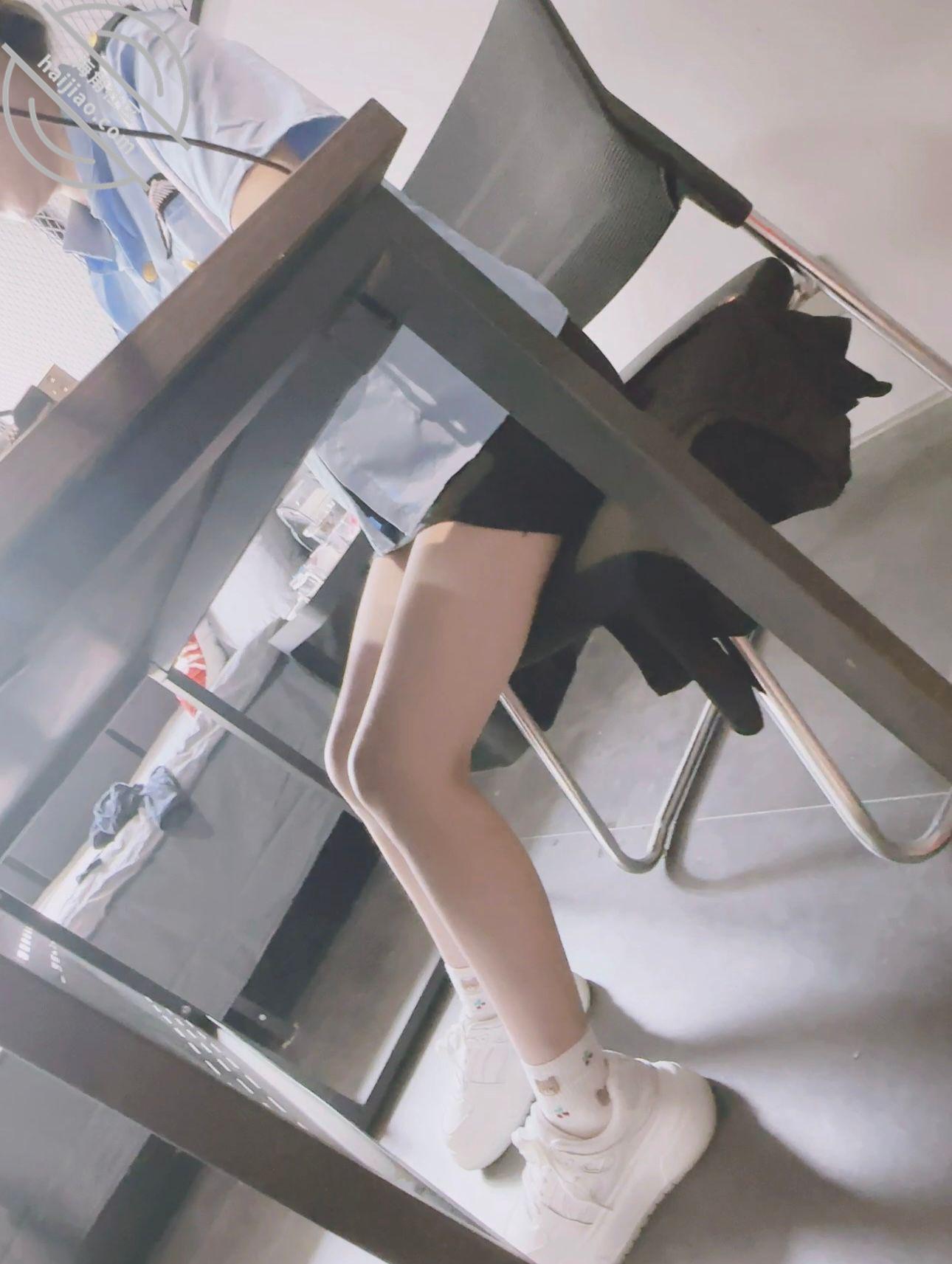 图片[1]-作者：拿走妹妹的处女 《153（原创视频）监狱主题和大肚子骚妹妹玩SM！》-老宋小屋