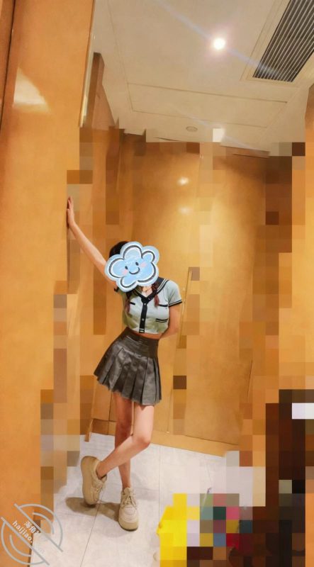 作者：亲姐的诱惑 《[原创视频]60姐姐一跃化成JK女神，简直美炸了由被动变成主动也是一瞬间》-老宋小屋