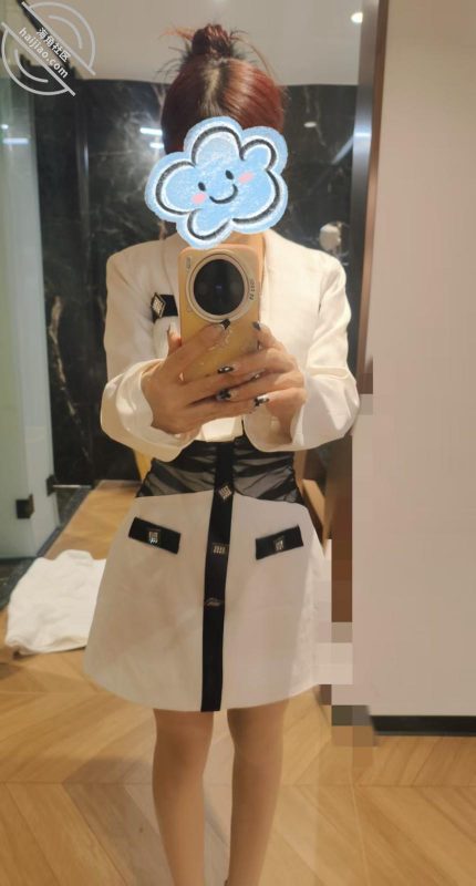 作者：亲姐的诱惑 《[原创视频]80“职场”御姐风的姐姐被我操到高潮试图推开我，我更卖力操了》-老宋小屋