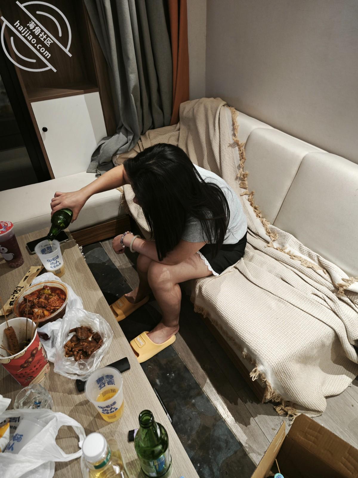 图片[1]-作者：操上少妇熟女御姐 《【轻熟表姐】18 醉酒的表姐自动挡，女上位发挥》-老宋小屋