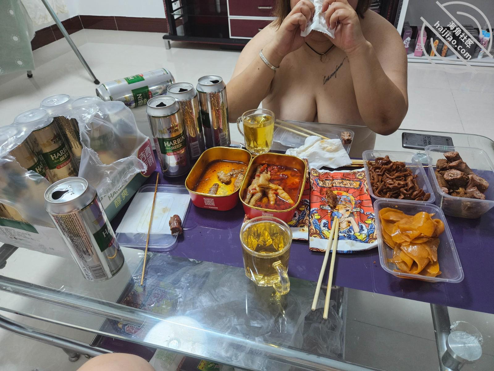 图片[1]-作者：暗水之下 《【暗水原创】20.更新当晚老妹儿视频，老妹是我干过那么多女人中阴蒂最大的》-老宋小屋