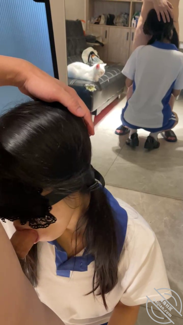 图片[1]-作者：小兽先生 《【野兽原创5】爆操校服萝莉，演绎父女乱伦，淫语挑逗，刺激高潮。》-老宋小屋