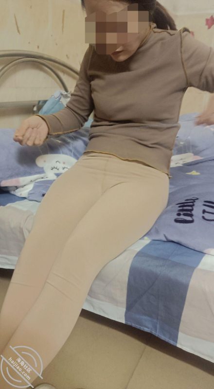 作者：南方母子 《(原创)我和妈妈27，以为妈妈有别的男人，半夜跑来最后是自己爬上妈妈的床》-老宋小屋