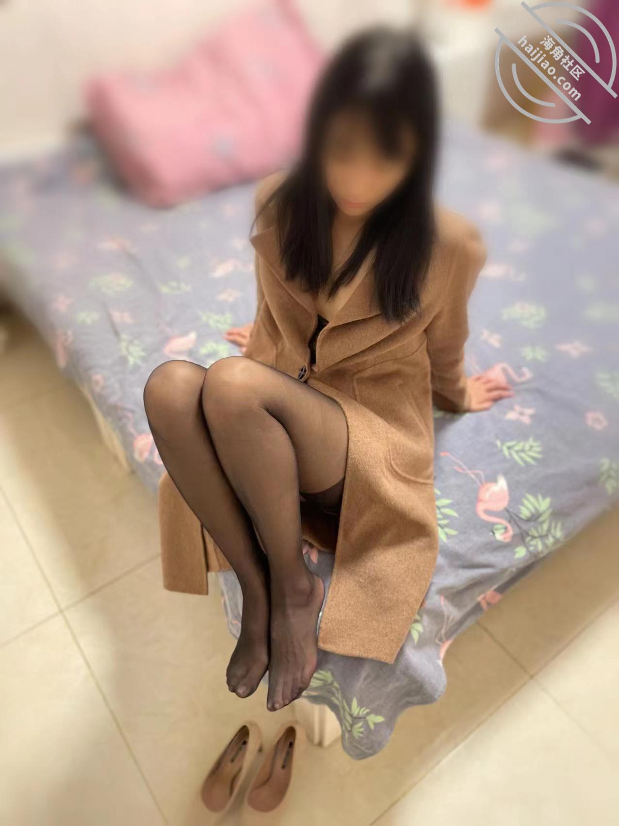 图片[1]-作者：强奸少妇邻居 《（原创视频）13 卫生间爆操美女少妇邻居，她儿子就在外面，全程骚话，刺激》-老宋小屋