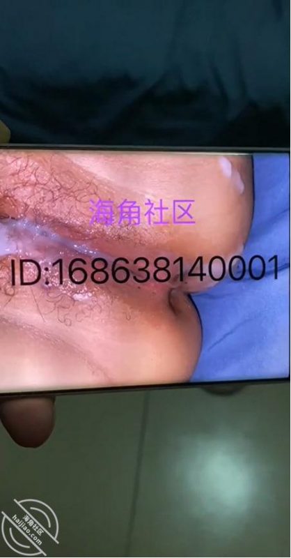 作者:海角_168638140001 《16)风韵犹存的老妈穿上情趣内衣,被亲儿子大鸡巴爆肏》-老宋小屋