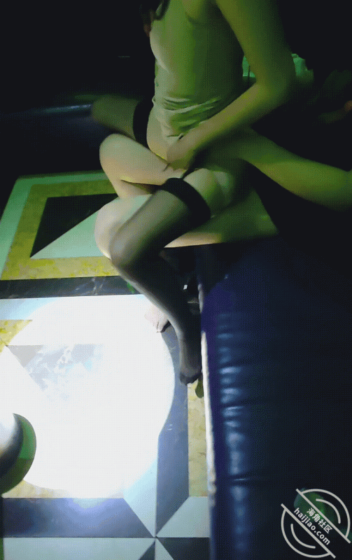 作者:骚妻的浪叫 《《原创》把老婆灌醉送给客户一起操,老婆被操的疯狂淫叫,一镜到底!》-老宋小屋