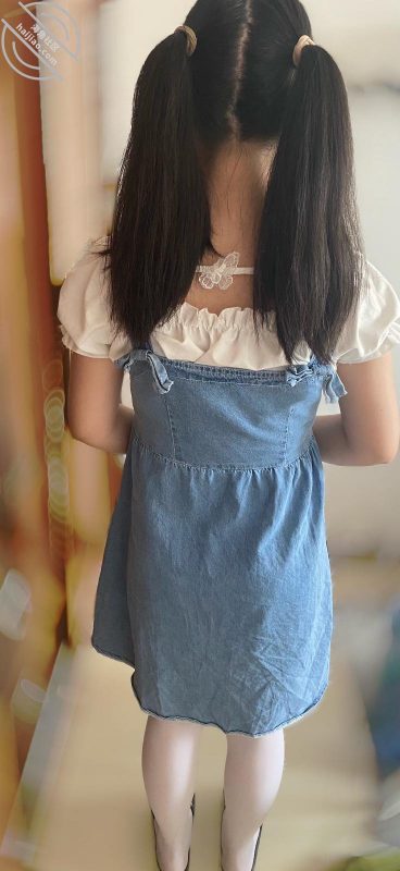 作者:调教别人女朋友给我当母狗 《小奶狗的合租日记(31)木子在朋友家勾引我,还邀请我射在屁股里!》-老宋小屋